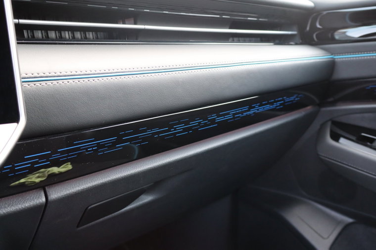 Vehicle Image 37