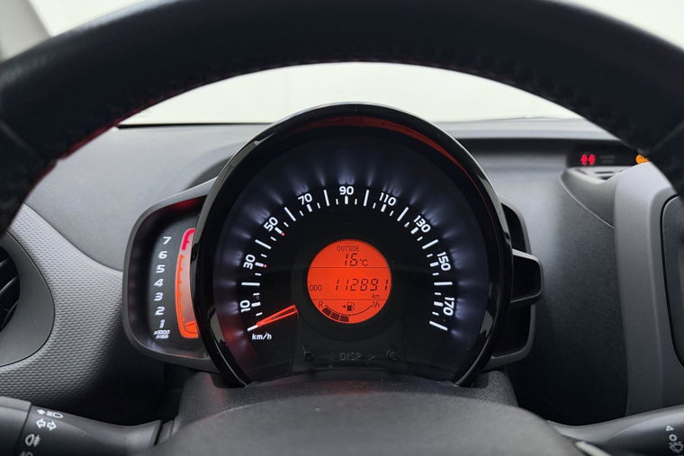 Vehicle Image 17