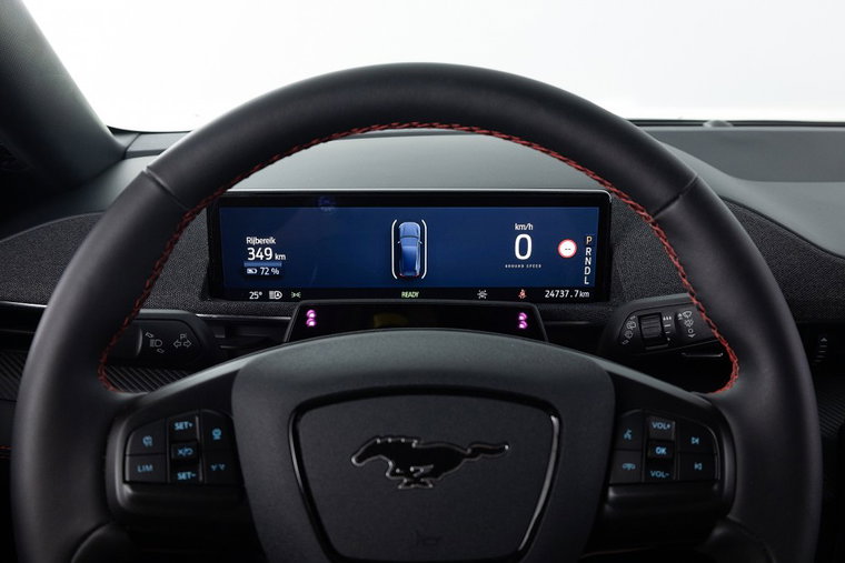 Vehicle Image 20
