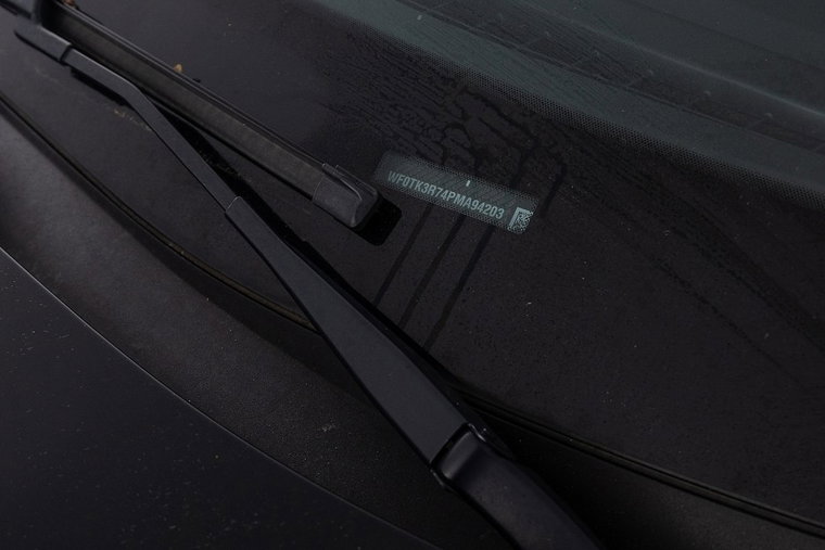 Vehicle Image 28