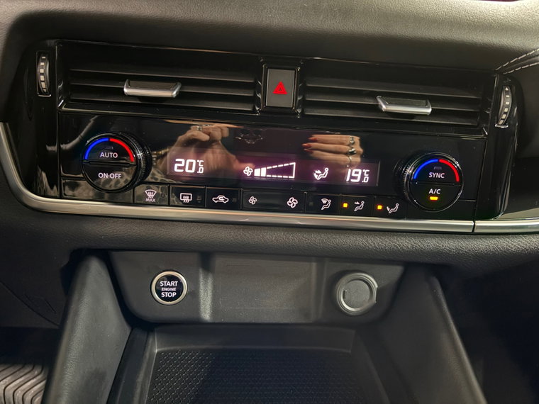 Vehicle Image 27