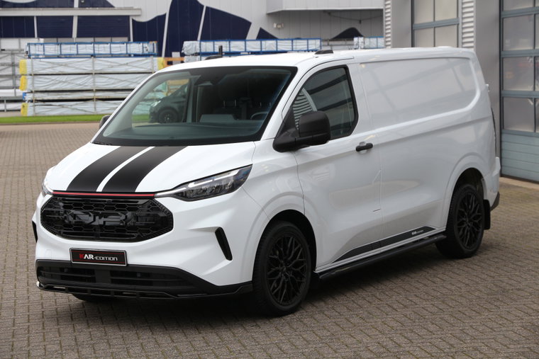Vehicle Image 12
