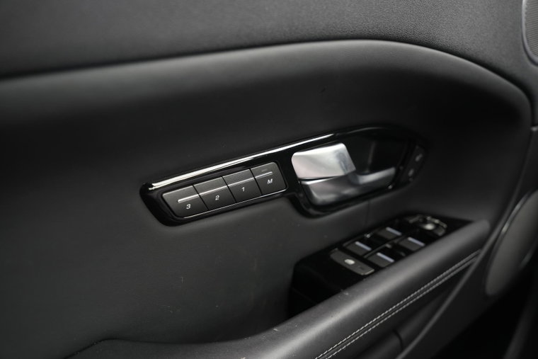 Vehicle Image 36