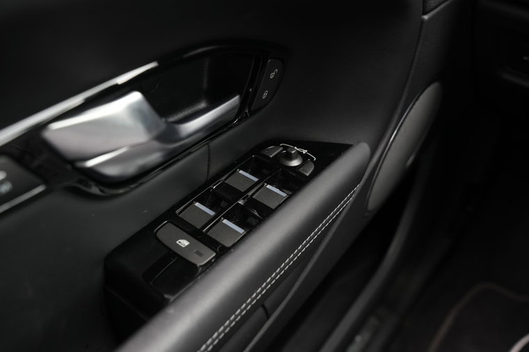 Vehicle Image 37