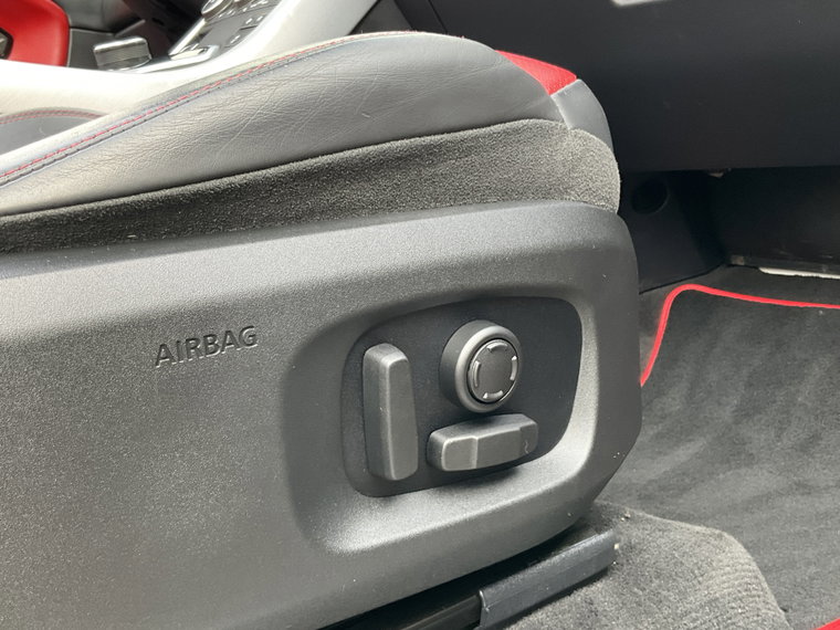 Vehicle Image 39