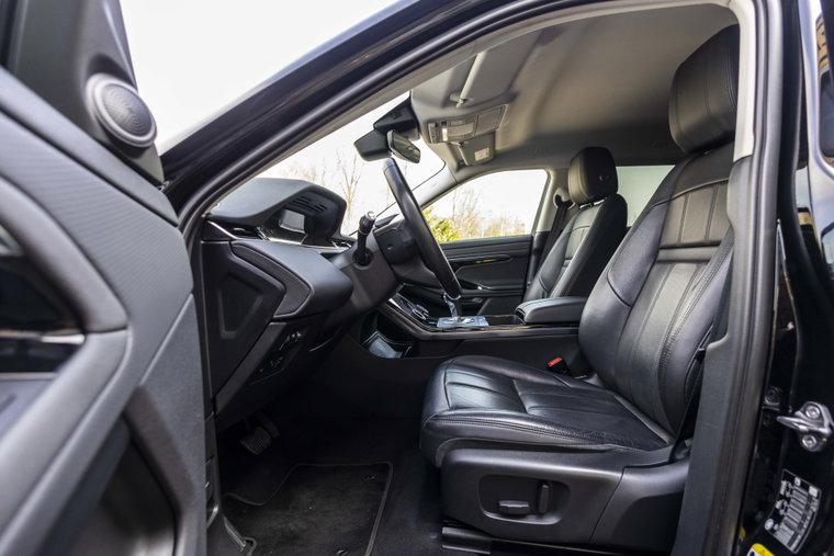 Vehicle Image 21