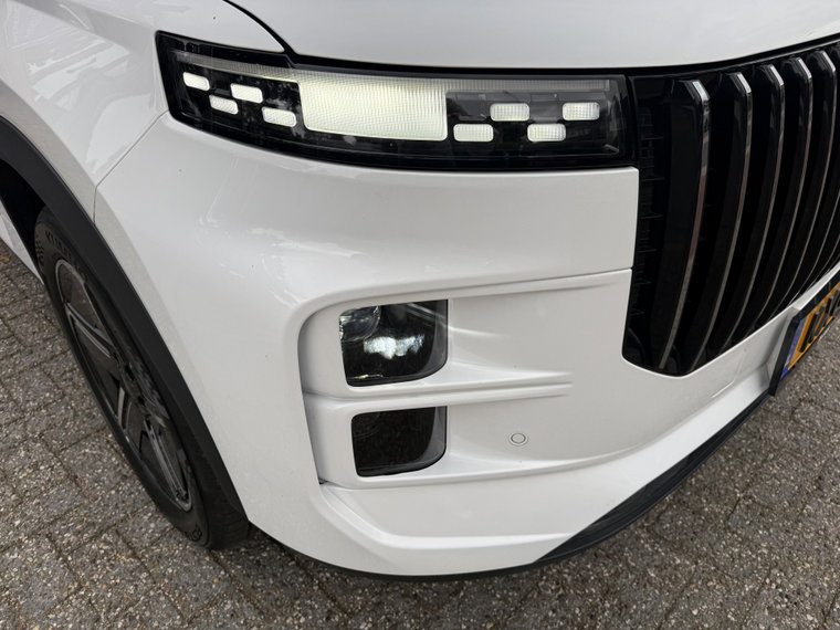 Vehicle Image 19