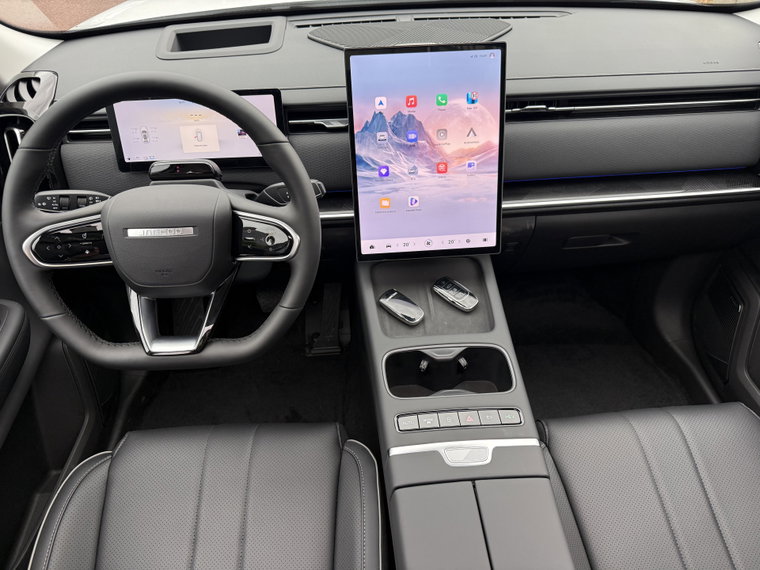 Vehicle Image 30