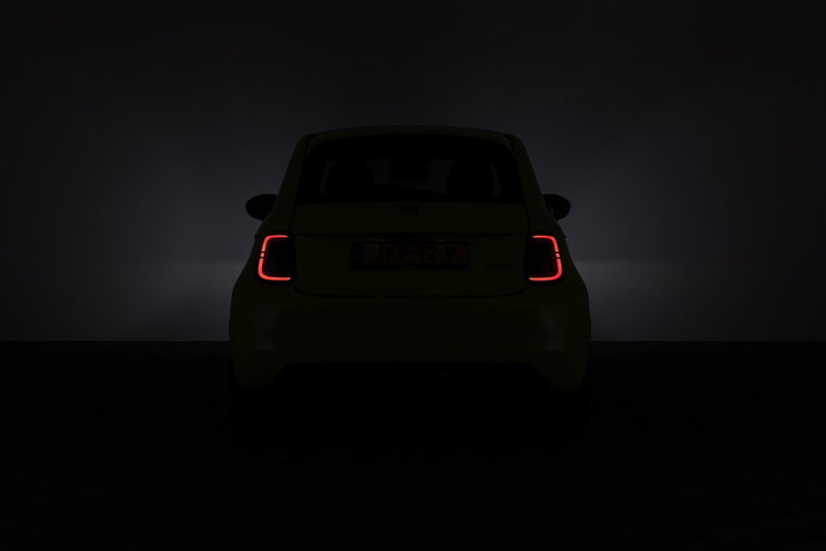 Vehicle Image 32