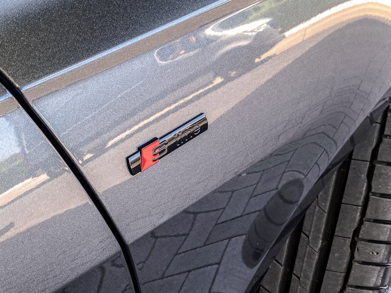 Vehicle Image 40