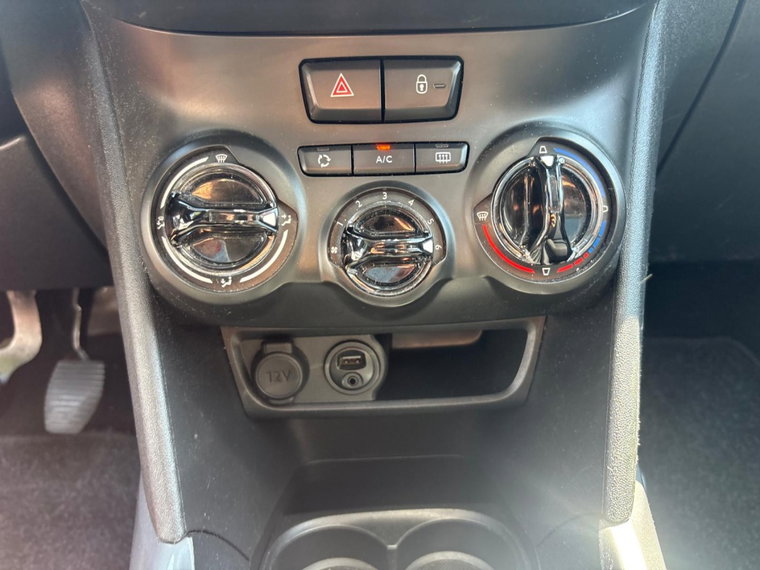 Vehicle Image 28