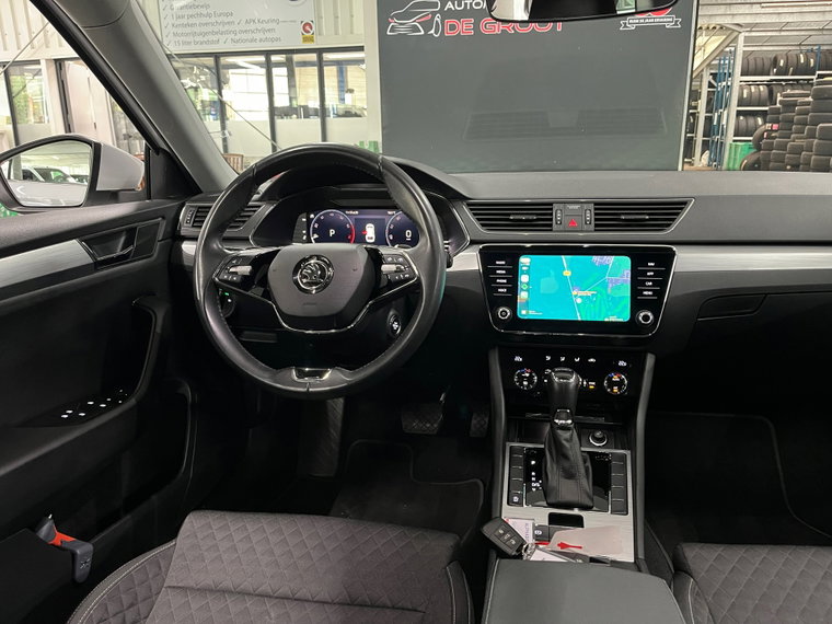 Vehicle Image 38
