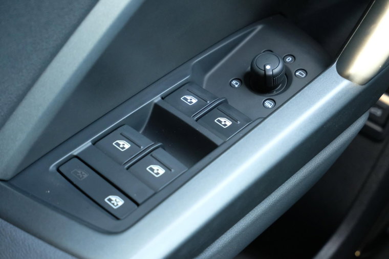 Vehicle Image 31