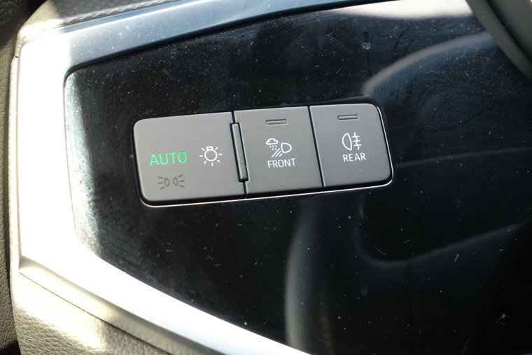Vehicle Image 33