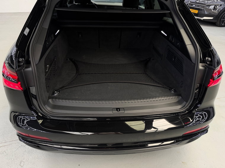 Vehicle Image 40