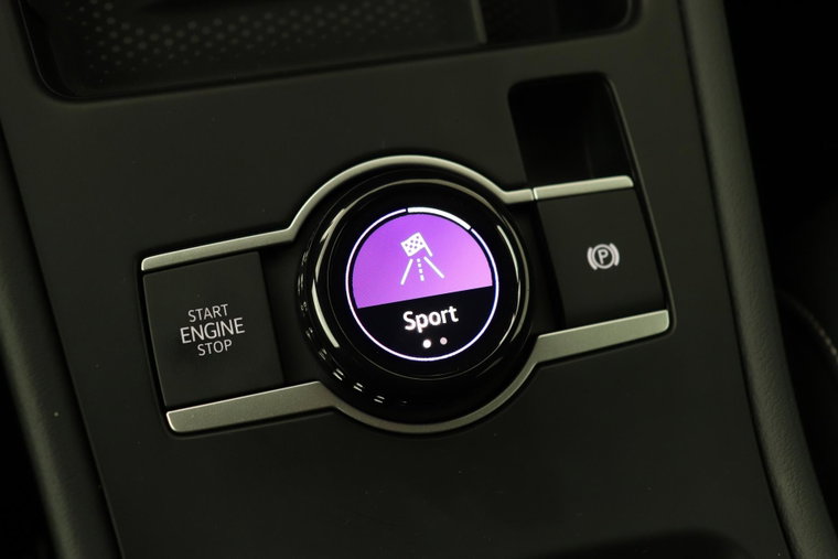 Vehicle Image 35