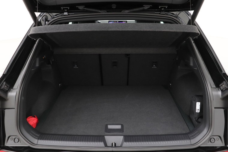 Vehicle Image 48