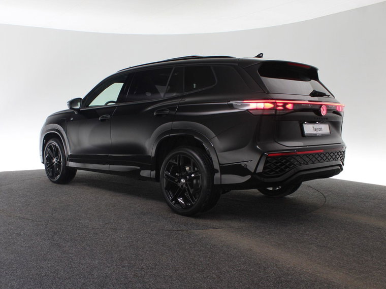Vehicle Image 45
