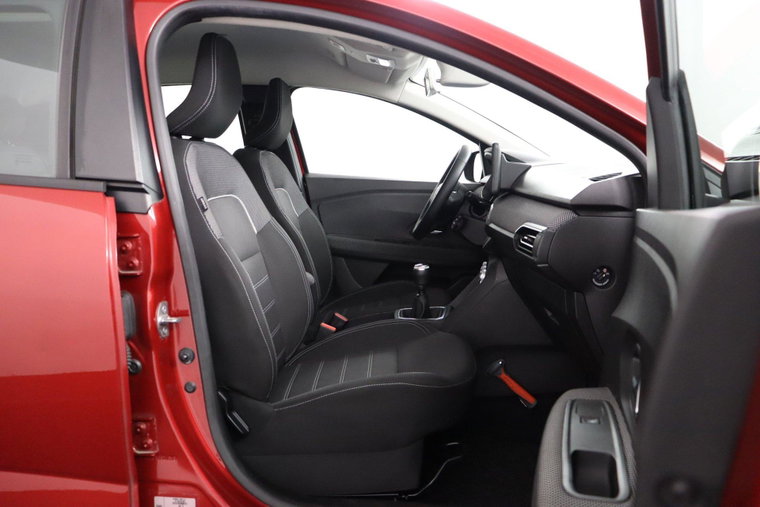 Vehicle Image 18