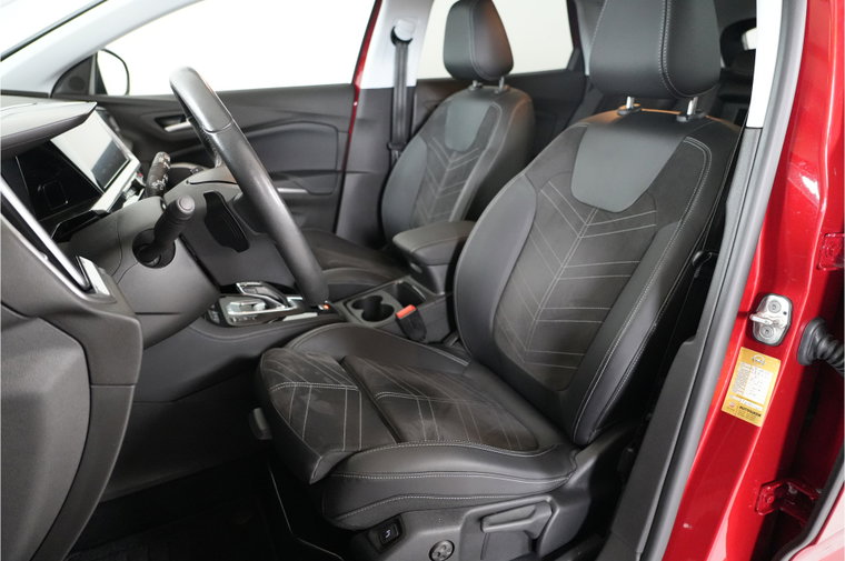 Vehicle Image 16