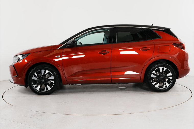 Vehicle Image 8