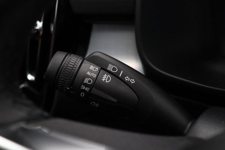 Vehicle Image 38