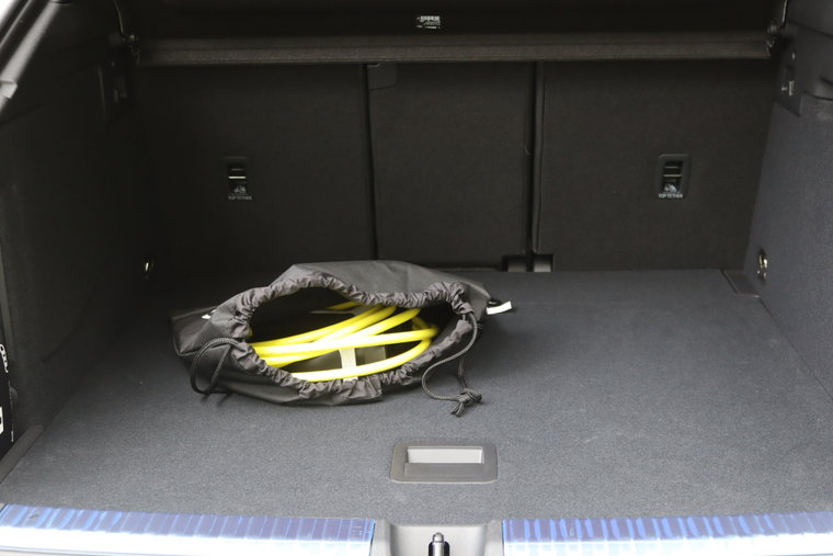 Vehicle Image 38