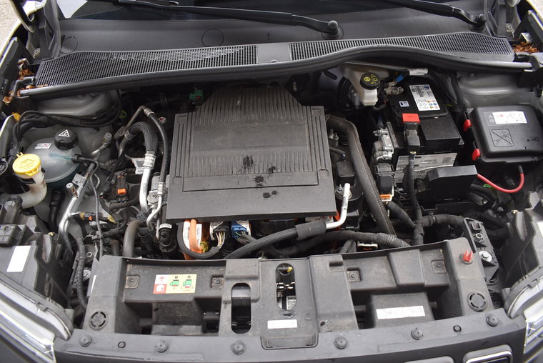 Vehicle Image 36