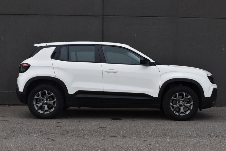 Vehicle Image 41