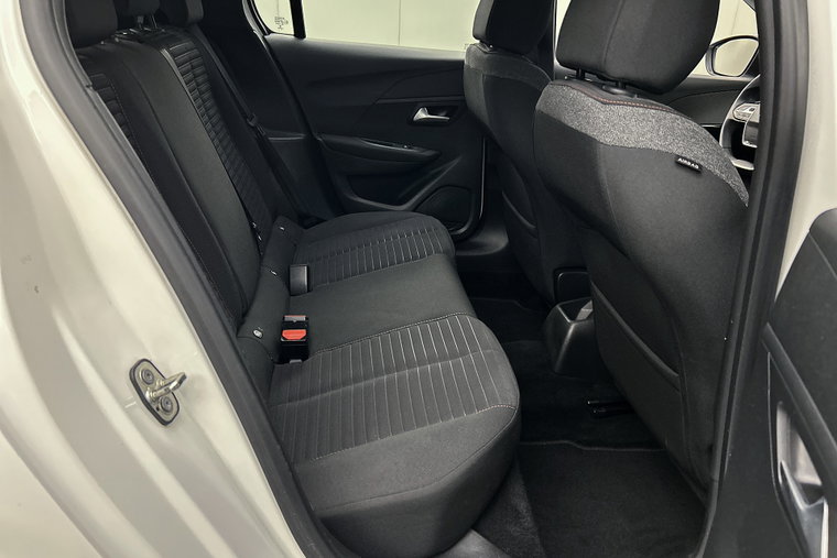Vehicle Image 26