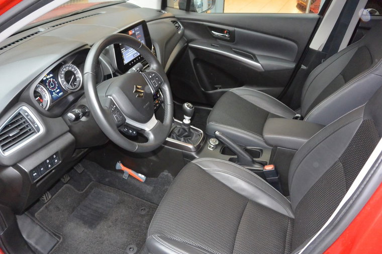 Vehicle Image 21