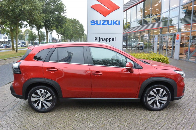 Vehicle Image 8