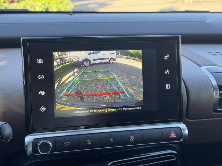 Vehicle Image 22