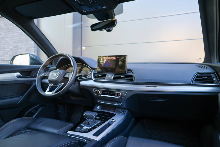 Vehicle Image 20