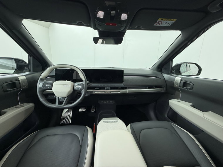 Vehicle Image 37