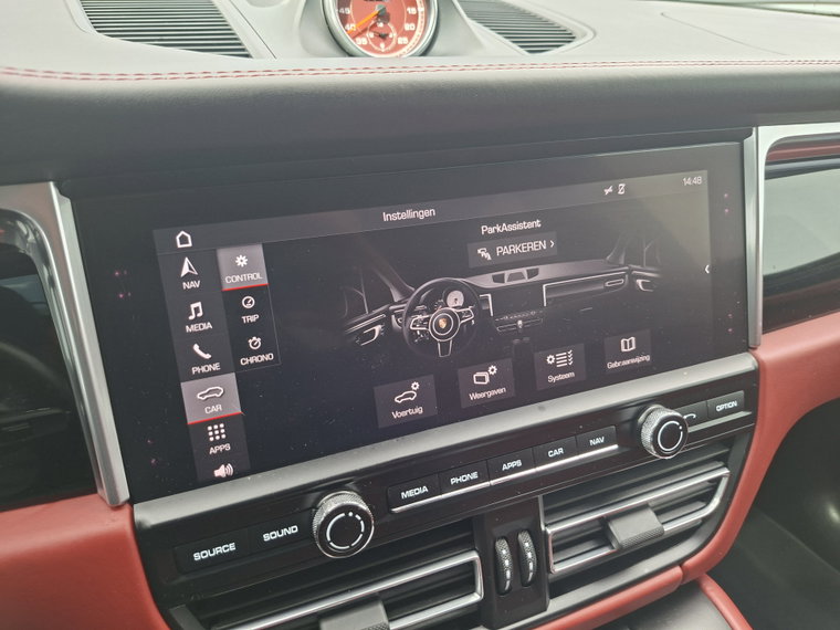 Vehicle Image 30