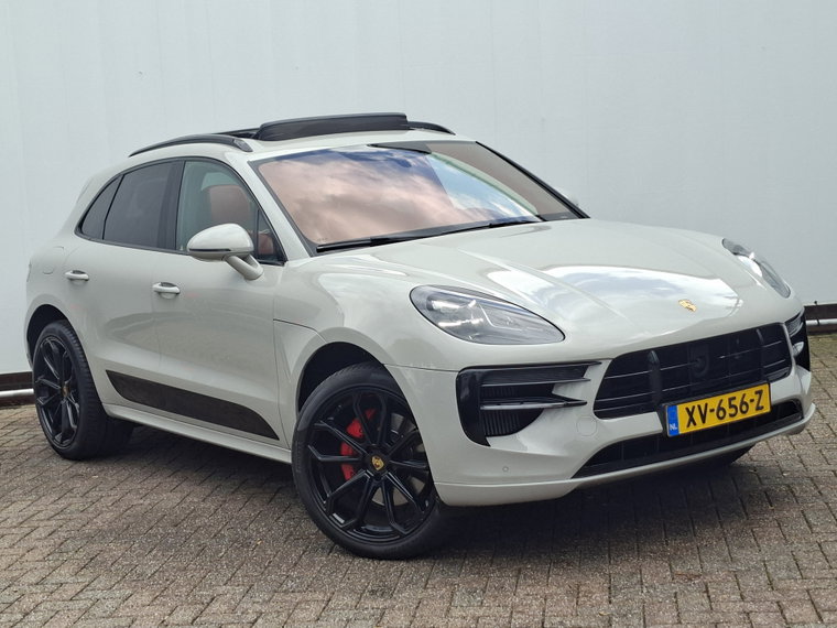 Vehicle Image 38