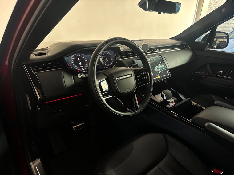 Vehicle Image 11