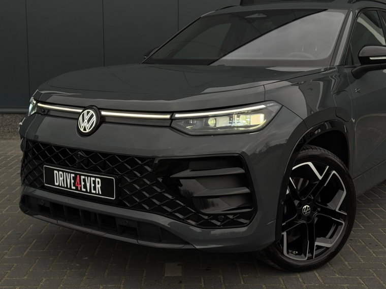Vehicle Image 38