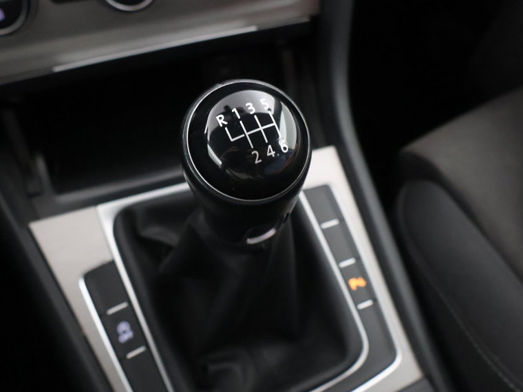 Vehicle Image 37