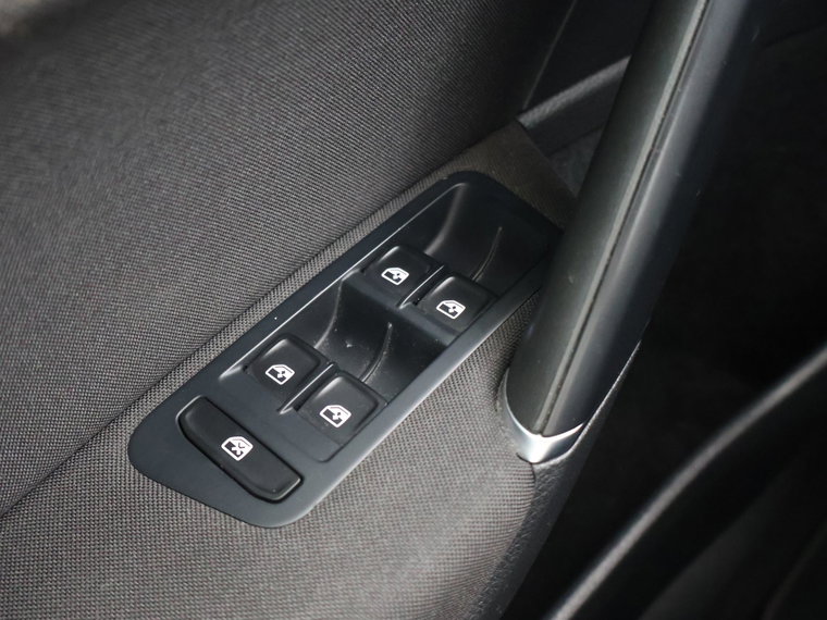 Vehicle Image 53