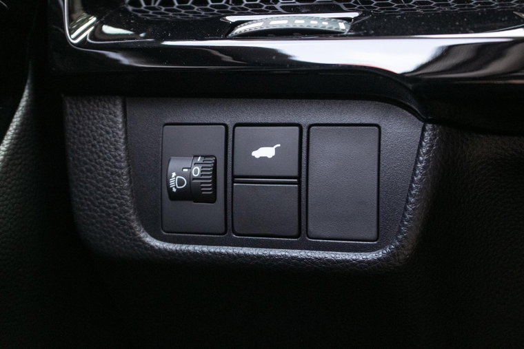 Vehicle Image 42