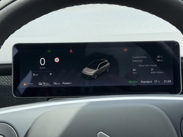 Vehicle Image 19