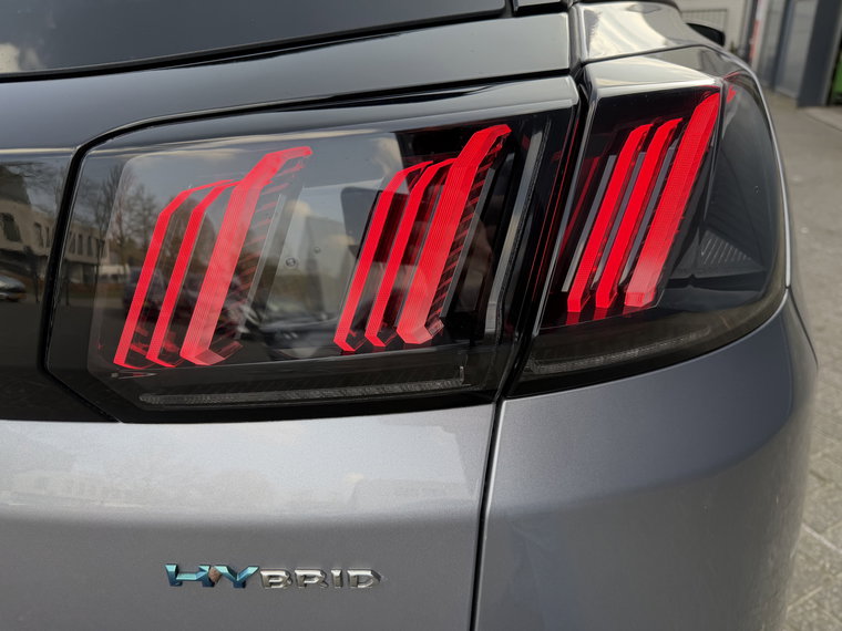 Vehicle Image 38