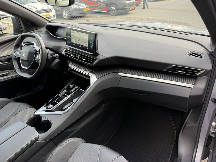 Vehicle Image 39