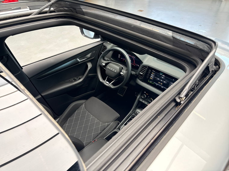 Vehicle Image 31