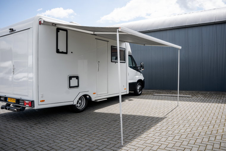 Vehicle Image 35