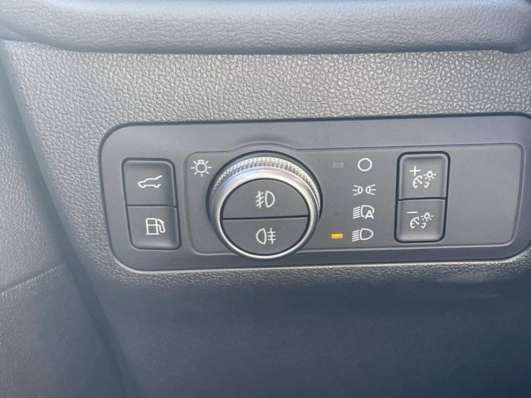 Vehicle Image 27