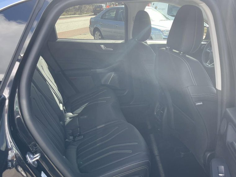 Vehicle Image 39