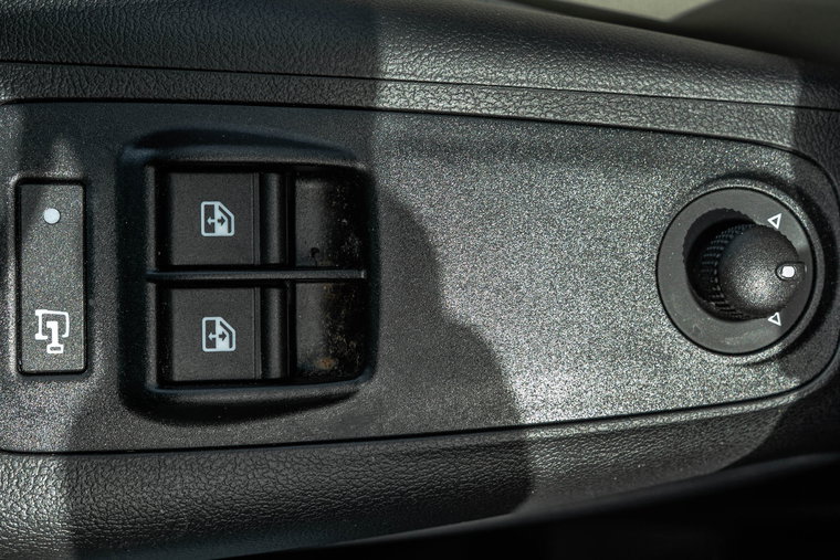 Vehicle Image 24